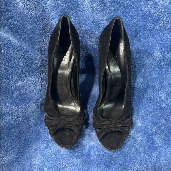Gucci Debra Black Suede Bamboo Heel Open Toe Pumps - Picture 3 of 10